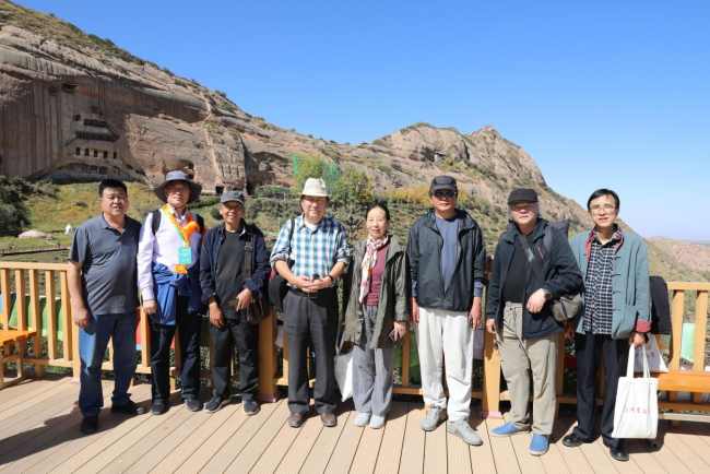 走遍中国·宁夏——中国文促会好意思术家写生创作行径走进甘肃张掖