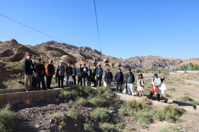 走遍中国·宁夏——中国文促会好意思术家写生创作行径走进甘肃张掖