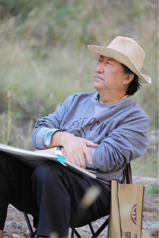 文字问说念石林 神韵写意黄河：走遍中国·甘肃——中国文促会好意思术家写生创作行径走进景泰