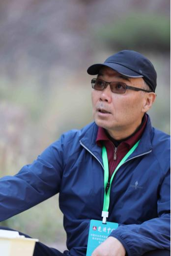 文字问说念石林 神韵写意黄河：走遍中国·甘肃——中国文促会好意思术家写生创作行径走进景泰